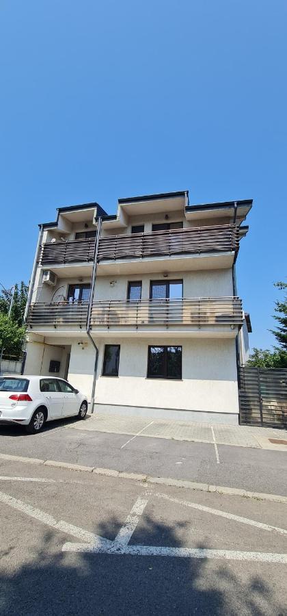 Exclusive Living Apartment Букурещ Екстериор снимка