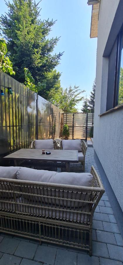 Exclusive Living Apartment Букурещ Екстериор снимка