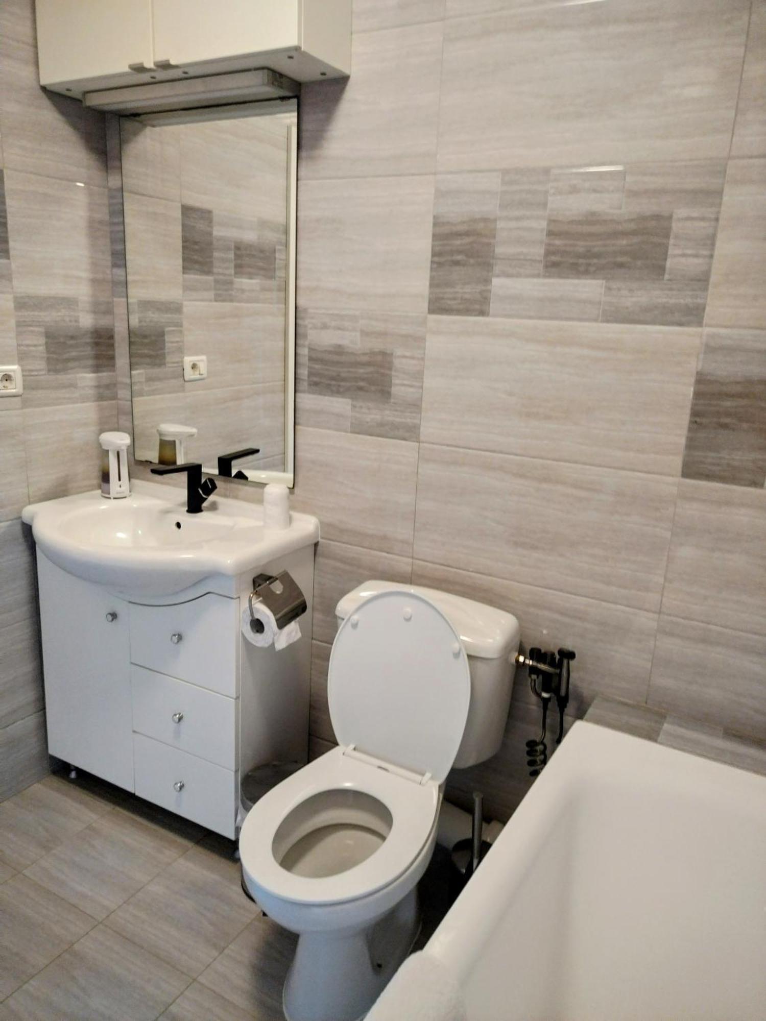 Exclusive Living Apartment Букурещ Екстериор снимка