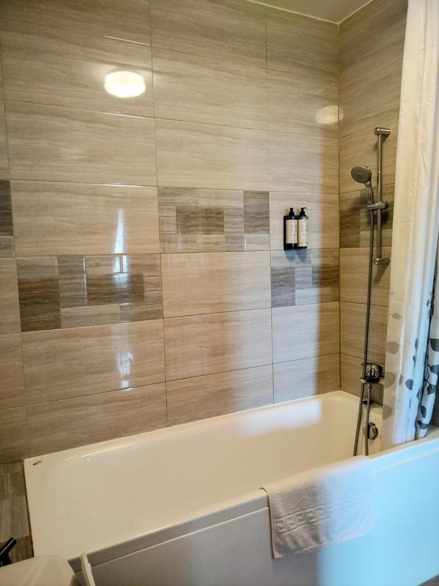 Exclusive Living Apartment Букурещ Екстериор снимка